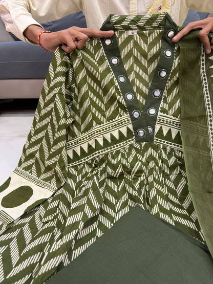 Elegant Green Printed Anarkali Kurta Set with Dupatta