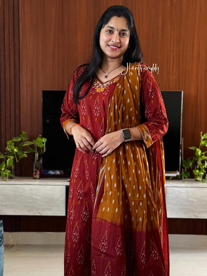 Azarak Cotton Ikat Print Kurti Set with Pant & Dupatta – Premium Ethnic Wear